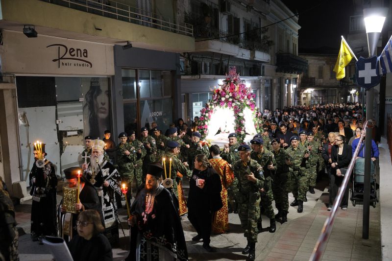  Η Ακολουθία του Επιταφίου στη Δράμα